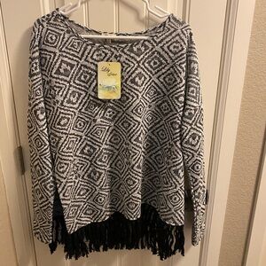 NWT LILY STAR XL Sweater black White fringe trimmed sweater XL NEW Boho